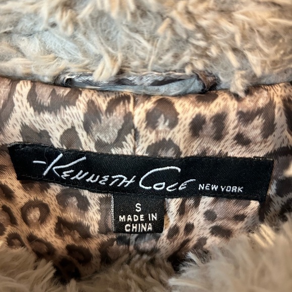 008. Kenneth Cole Faux Fur Coat Tan/Cream Size Small - Picture 6 of 6